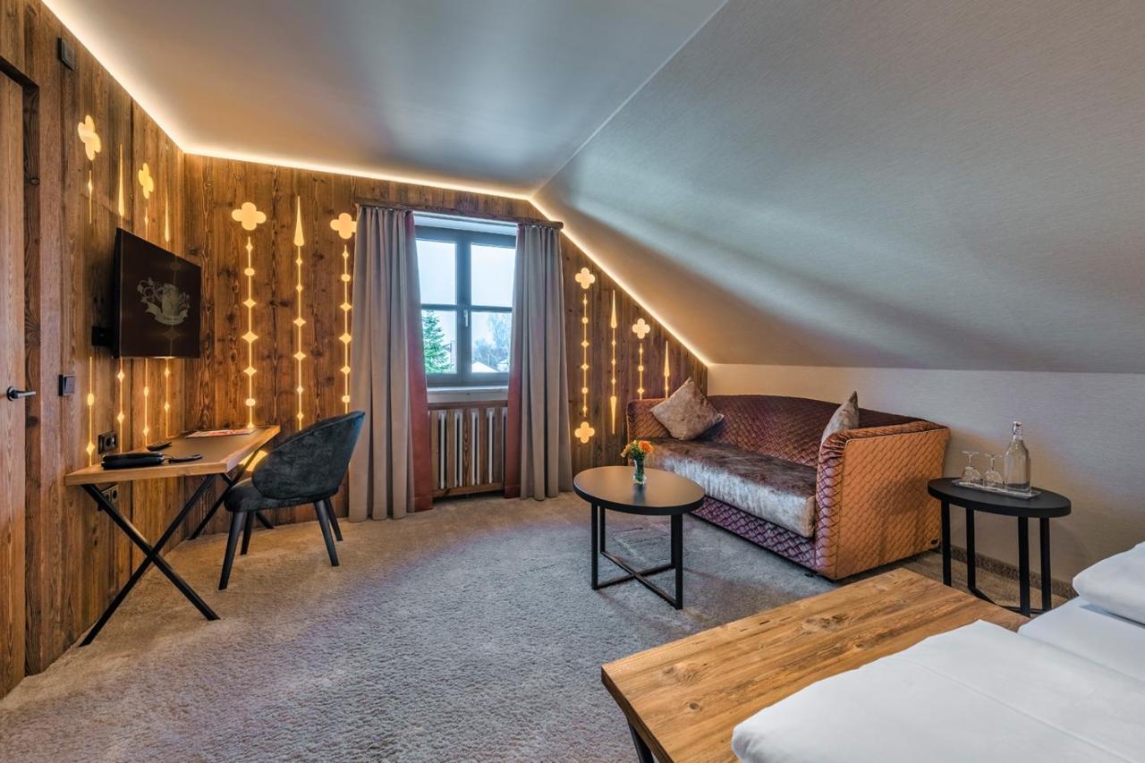 Hotel Schaefflerwirt Aschheim Buitenkant foto