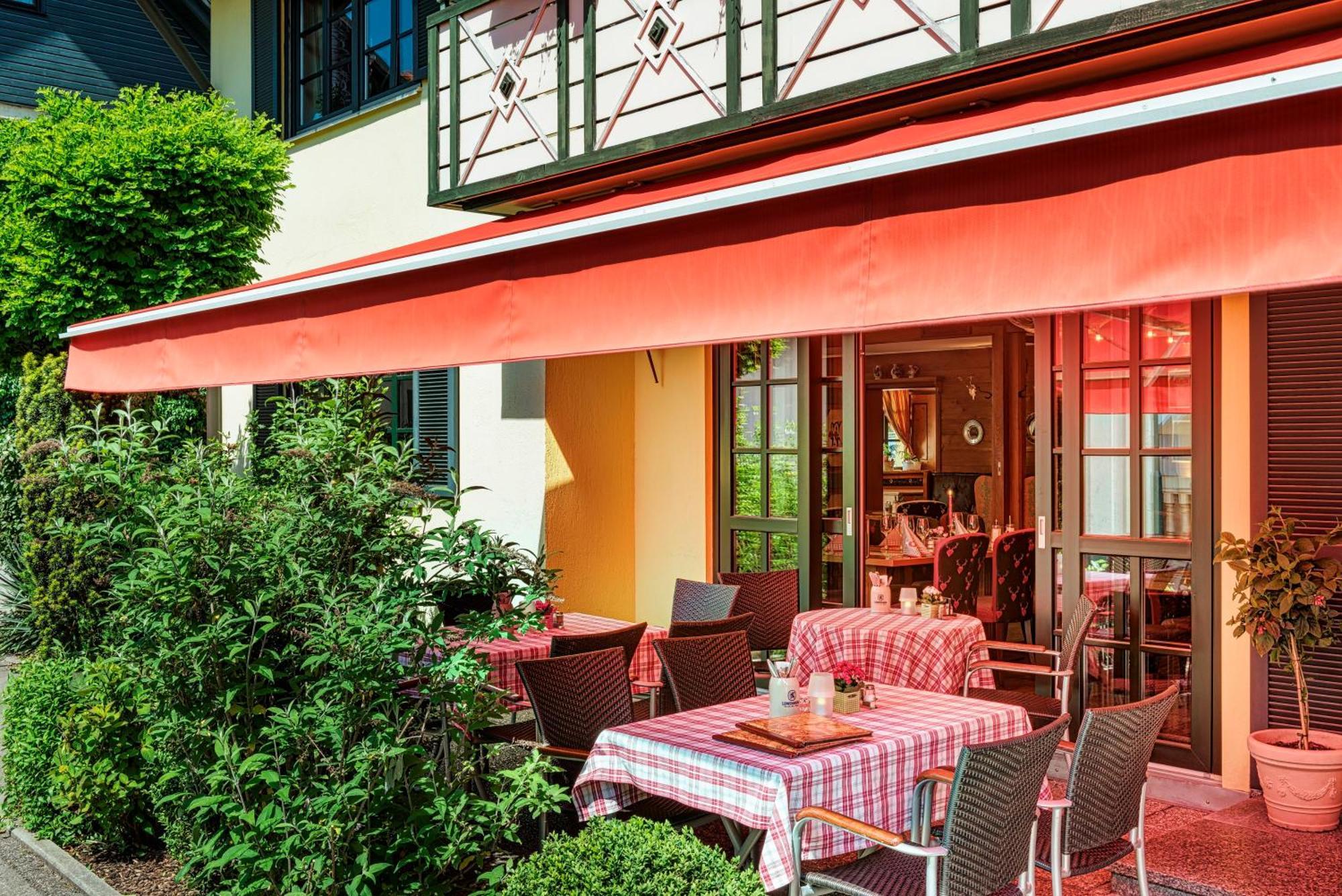 Hotel Schaefflerwirt Aschheim Buitenkant foto